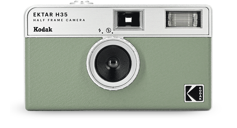 Camara Kodak verde del universo visual de RevelATL